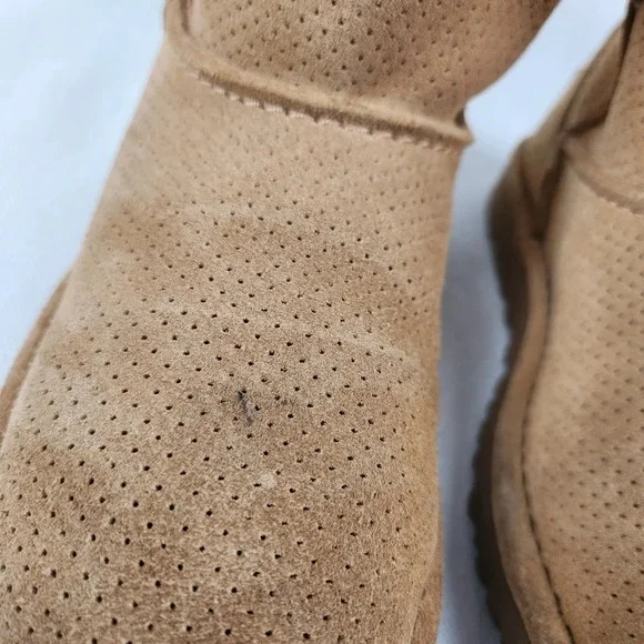 Ugg Leather Tan Ankle Booties - Picture 6 of 13